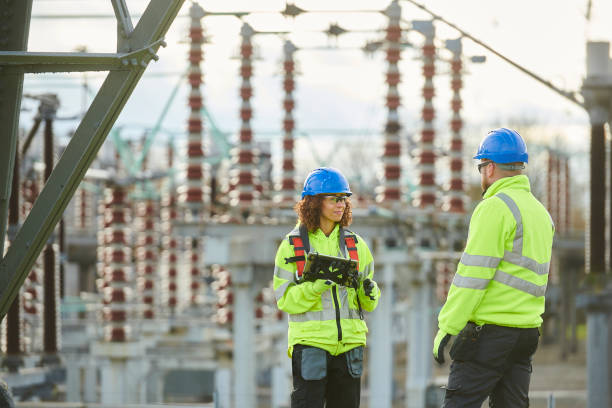Best Electrical Contractors for Businesses  in Gleed, WA