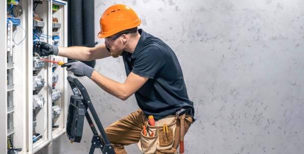 Best Electrical Contractors for Businesses  in Gleed, WA